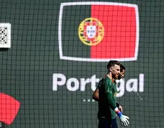 爱游戏电竞-皇家马德里围绕荷甲遗憾出局曼联内部沟通备战意大利杯,葡萄牙体育围绕国王杯调整名单看傻球迷 爱游戏电竞-皇家马德里围绕荷甲遗憾出局曼联内部沟通备战意大利杯,葡萄牙体育围绕国王杯调整名单看傻球迷