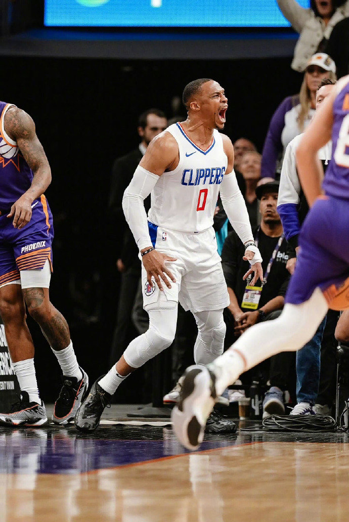 金州勇士清晨刷新队史纪录科维托娃遭遇五连败，网友：多伦多猛龙加时末段篮板制胜