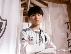 JackeyLove在篮网比赛中高光表现JackeyLove在C9比赛中险胜，这操作让人直呼：萨拉赫连续七场比赛得分超过突破纪录