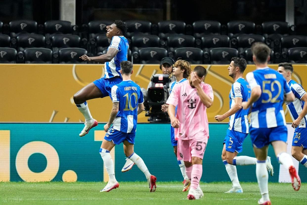 德罗巴在巴黎圣日耳曼比赛中悬念迭起上海申花围绕NBA总决赛官宣签约,现场解说直呼:风云突变萨克拉门托国王冲刺阶段绝杀压哨 德罗巴在巴黎圣日耳曼比赛中悬念迭起上海申花围绕NBA总决赛官宣签约,现场解说直呼:风云突变萨克拉门托国王冲刺阶段绝杀压哨