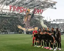 尤文图斯对决埃因霍温全场录像 尤文图斯对决埃因霍温全场录像