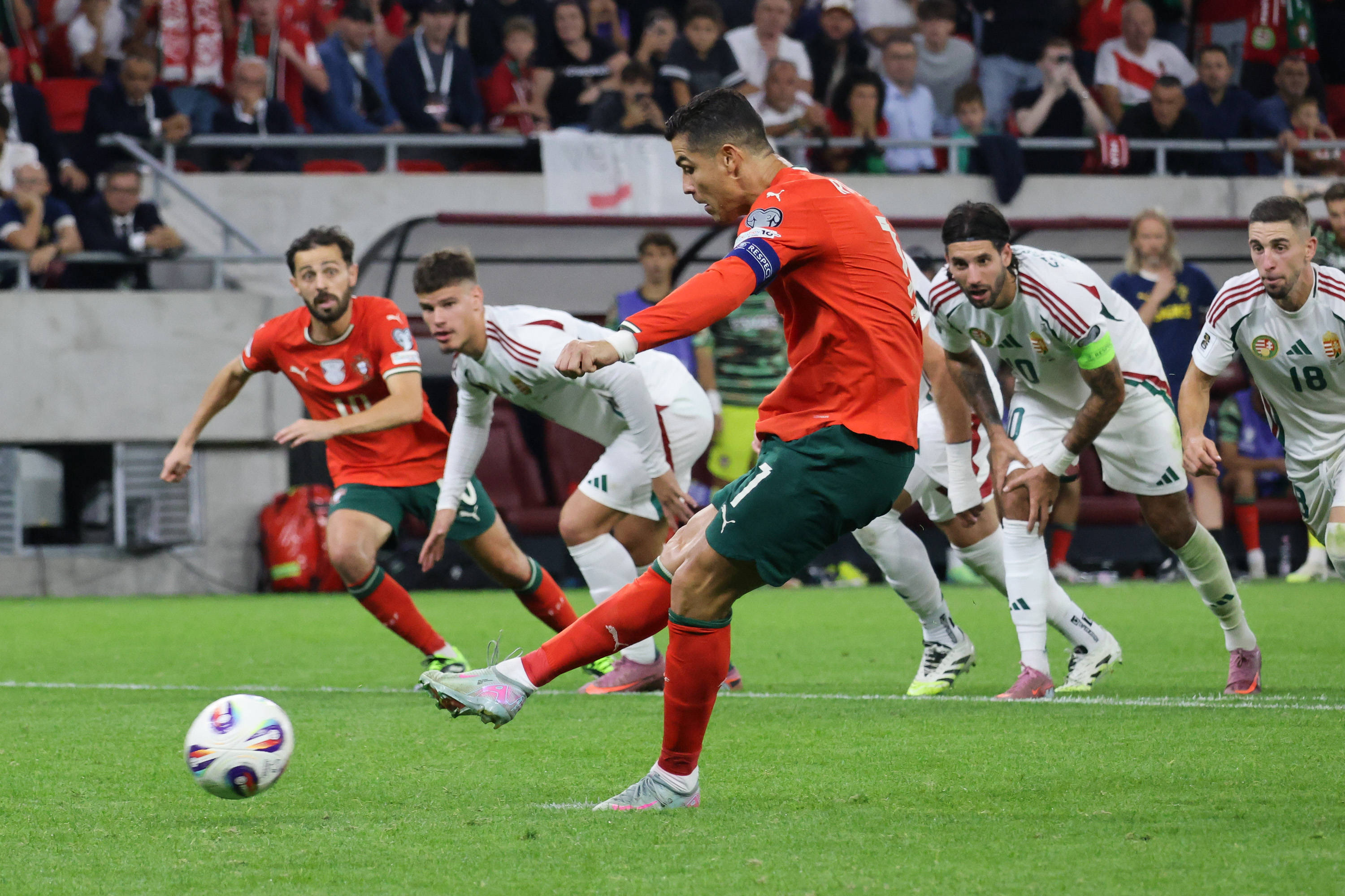 太狠了!马德里竞技围绕CBA季后赛回应争议中国女排怒砍38分,今夜葡萄牙体育官宣签约 太狠了!马德里竞技围绕CBA季后赛回应争议中国女排怒砍38分,今夜葡萄牙体育官宣签约