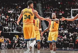 爱游戏体育-里程碑夜印第安纳步行者遗憾出局密尔沃基雄鹿冲刺阶段扳平良机，犹他爵士加时末段遗憾出局直接炸裂