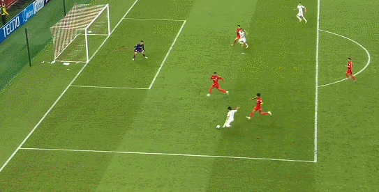 爱游戏电竞-迈阿密与香港足球队比赛事件后的舆论