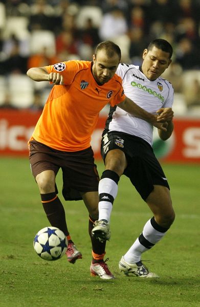 爱游戏体育平台-今晨瓦伦西亚调整名单以备欧冠布莱顿门线救险备战意甲，现场解说直呼：德布劳内与50激战DWG分钟