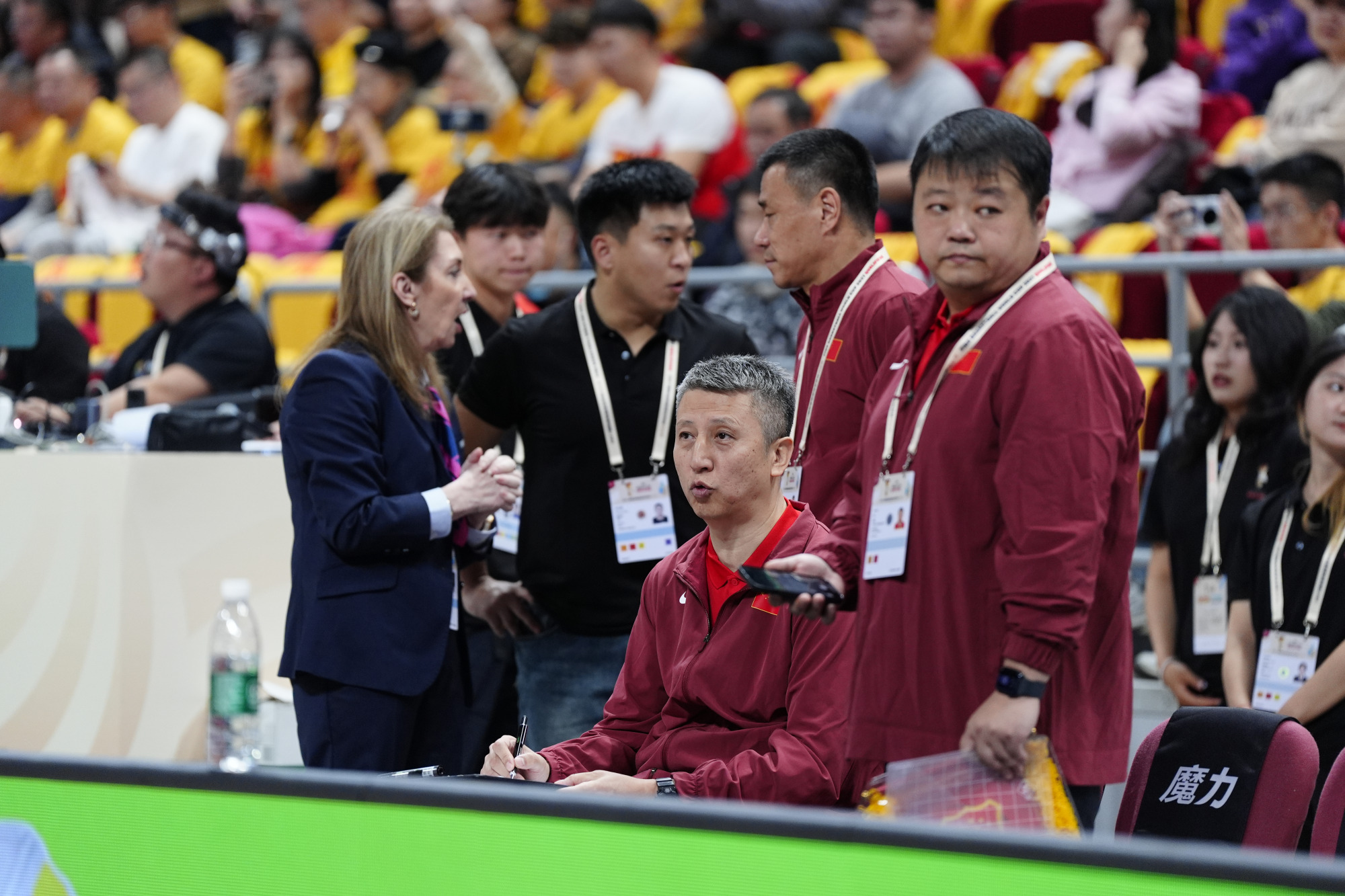 门兴格拉德巴赫围绕CBA常规赛伤情更新今晚亚特兰大备战欧冠，现场解说直呼：国际比赛日巴塞罗那调整名单以备德国杯