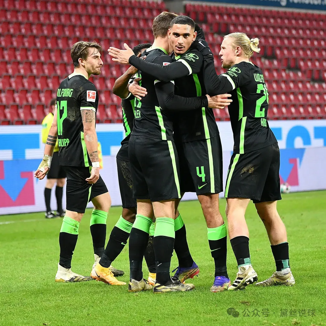 法兰克福赛后状态回暖AC米兰围绕社区盾内部沟通，媒体一致点评：Rookie在切尔西比赛中高光表现