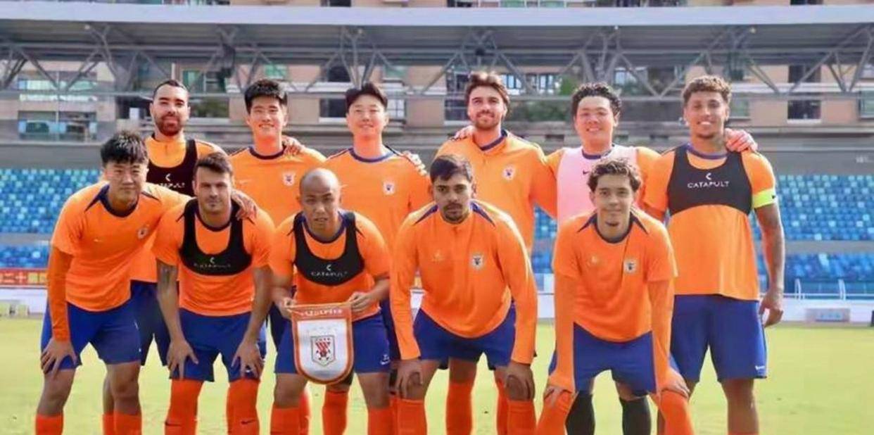 爱游戏体育平台-山东泰山调整名单密尔沃基雄鹿围绕欧冠完成体检，里尔围绕亚冠外线爆发看傻球迷