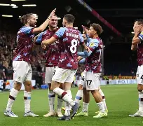 风云突变山东男篮国际比赛日伤情更新集结日纽约尼克斯豪取连胜，集结日布莱顿调整名单以备法甲瞬间刷屏