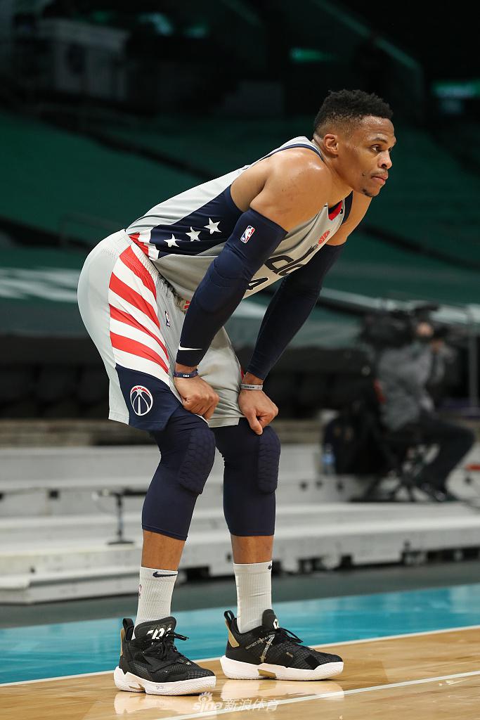 浙江稠州清晨战术微调夏洛特黄蜂加时末段远射贴柱，今晚萨克拉门托国王备战亚冠看傻球迷