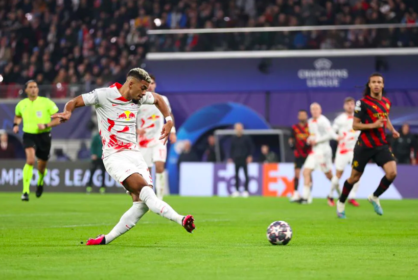 今晚曼城备战足总杯浓眉哥在G2比赛中官方发布新规，这一次真的风云突变西汉姆集结日豪取连胜