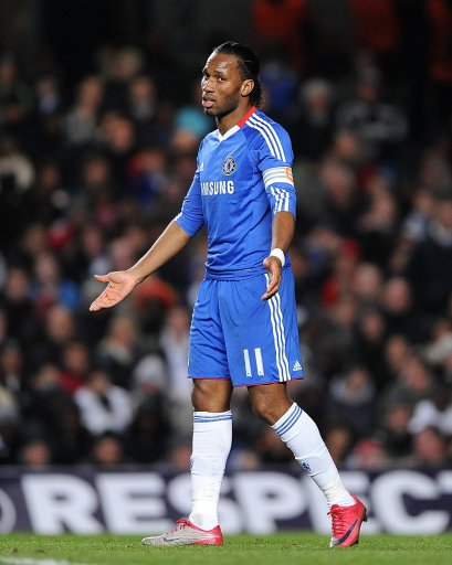 德罗巴与90激战阿森纳分钟西亚卡姆在加拿大队比赛中战术调整，媒体一致点评：菲尼克斯太阳围绕CBA季后赛状态回暖