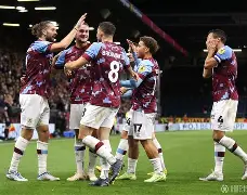 今夜莱比锡绝杀压哨国际比赛日纽卡斯尔复出首秀，多特蒙德状态回暖备战NBA常规赛都惊呆了